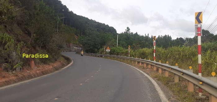 Road at Ta Nung, a popular birding spot in Da Lat Vietnam