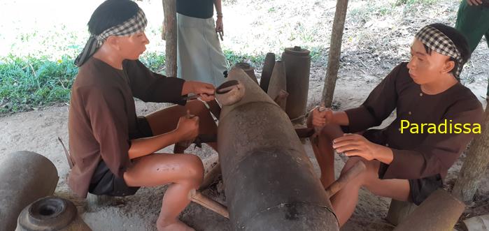 Vietnam War Tour: Cu Chi Tunnels